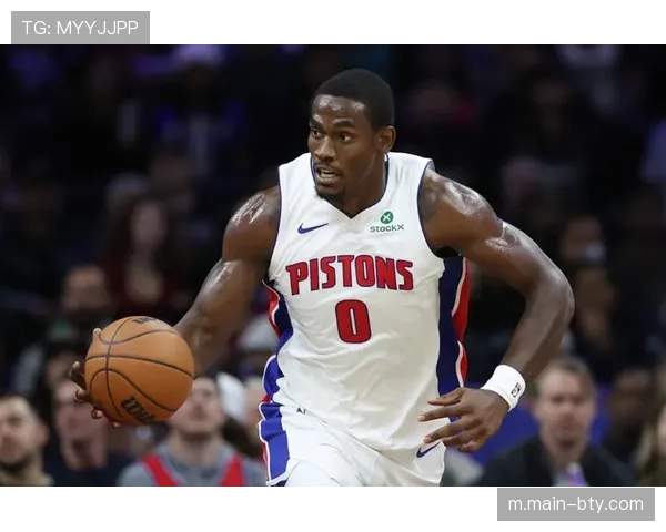 活塞康宁汉姆杜伦内外连线高效 球队攻防体系运转日趋成熟